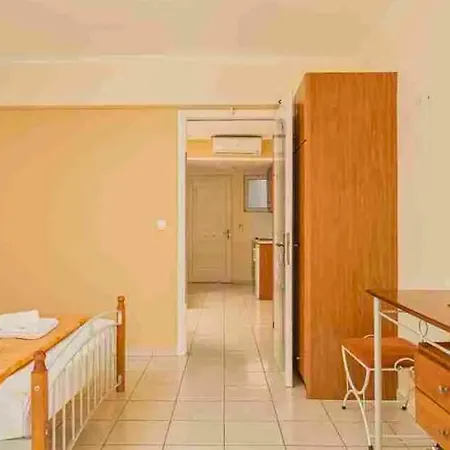 Apartahotel Manousis