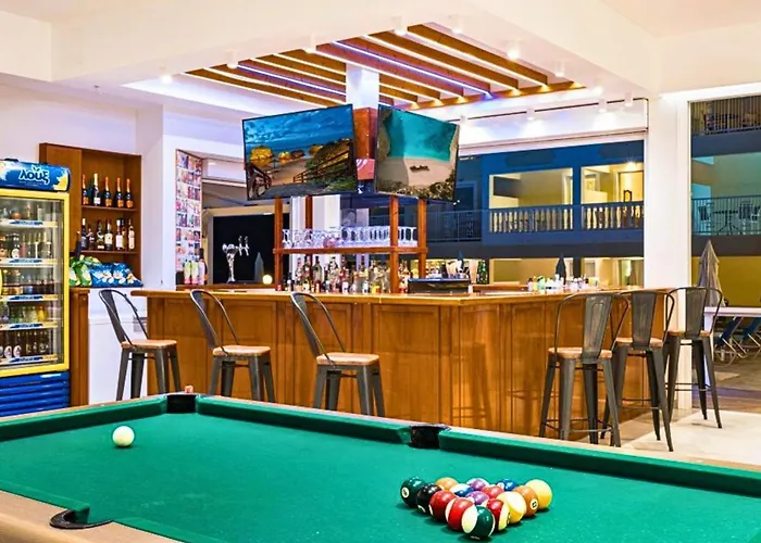 Manousis Apart Otel 3*
