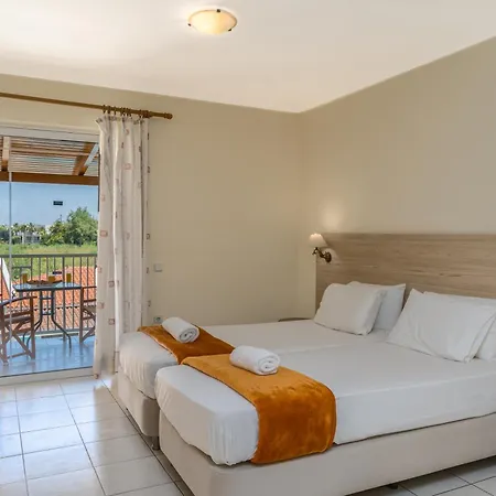 Manousis Apart Otel 3*